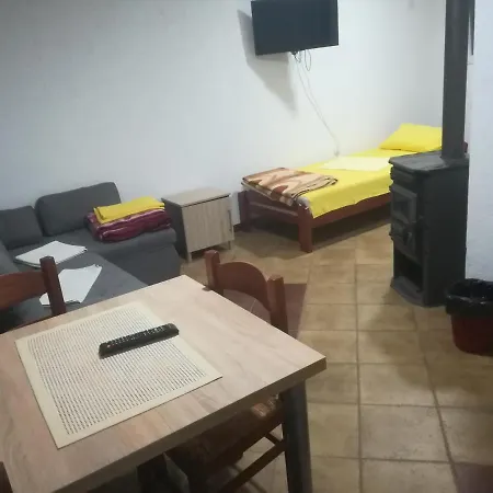 Etno Selo Jefimija, Selo Preobrazenje, ホテル