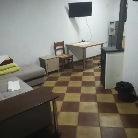 Etno Selo Jefimija, Selo Preobrazenje, ホテル ヴラニェ