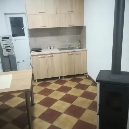 Etno Selo Jefimija, Selo Preobrazenje, ホテル